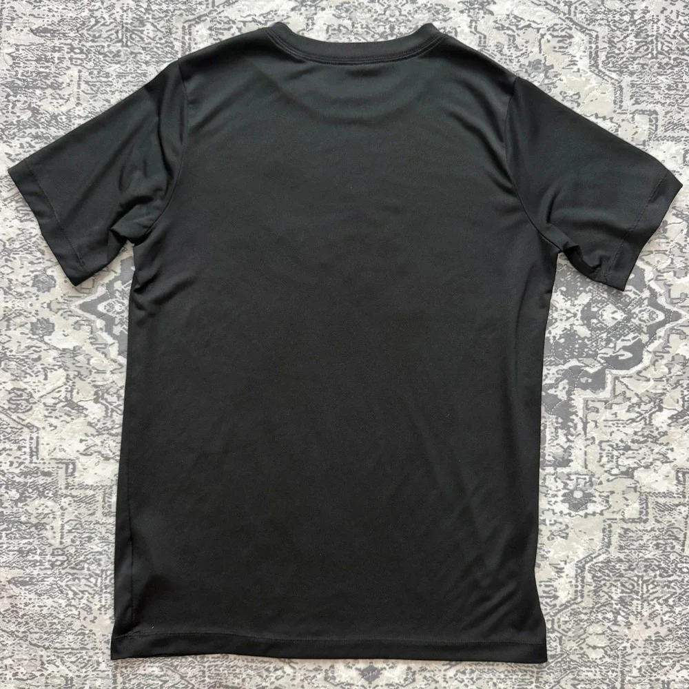 Nike Hoops Boys XL Black Dri-Fit Flame Swoosh Graphic Basketball T-Shirt Tee